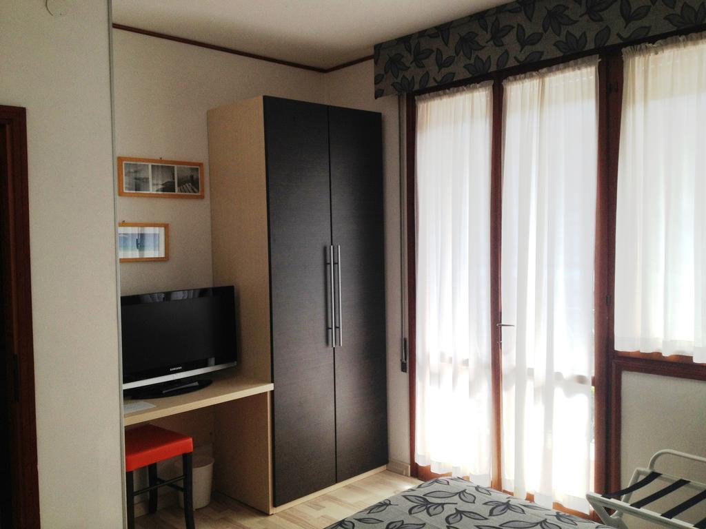 Hotel Eden Lignano Sabbiadoro Quarto foto